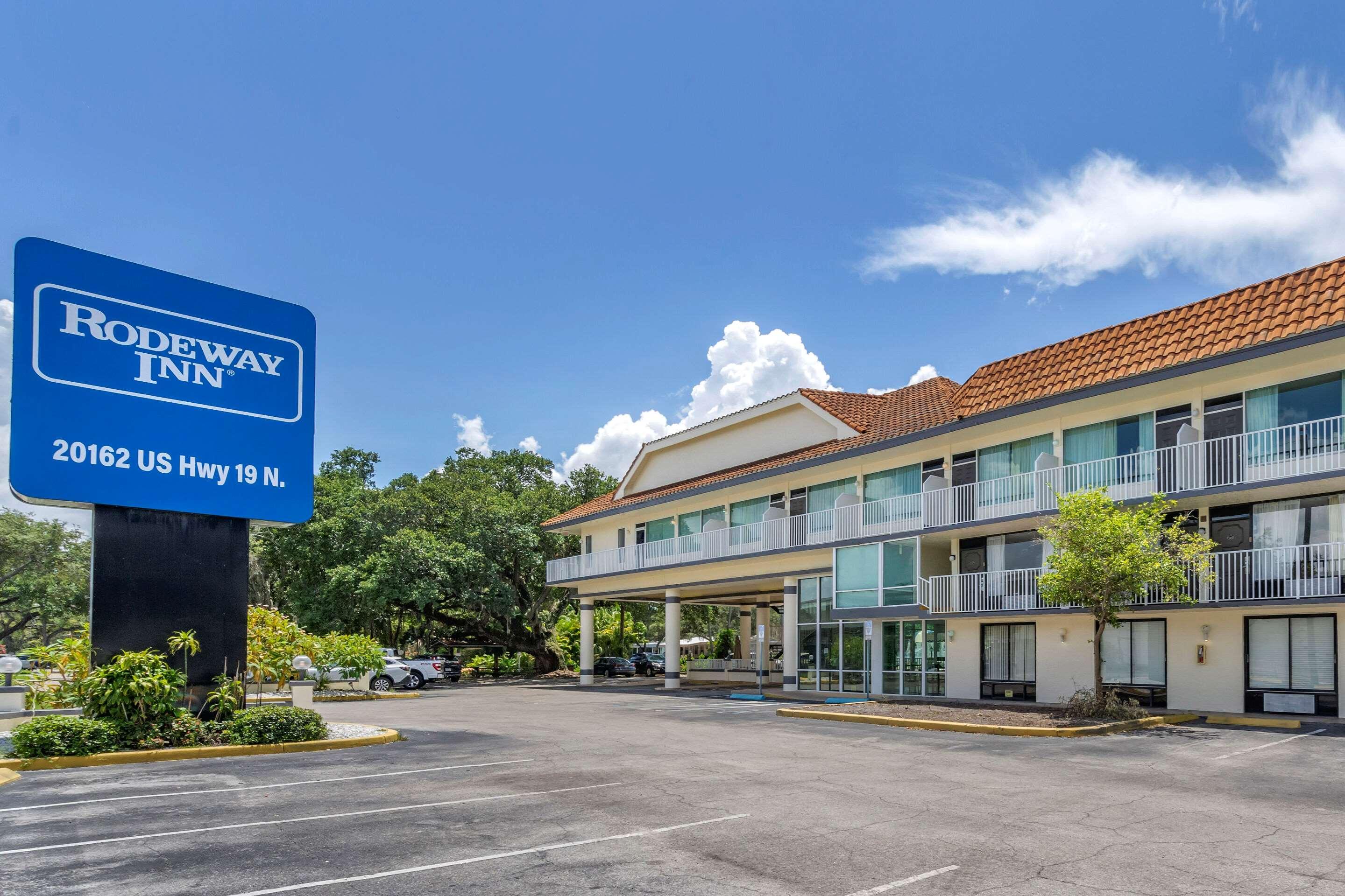 Rodeway Inn Central Clearwater Beach Exterior photo